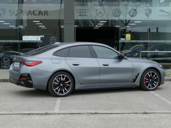BMW i4 M50 11