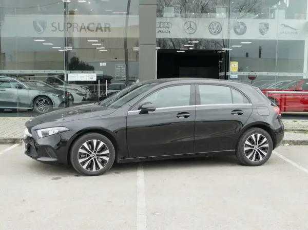 Mercedes-Benz A 250 e Style Plus 14