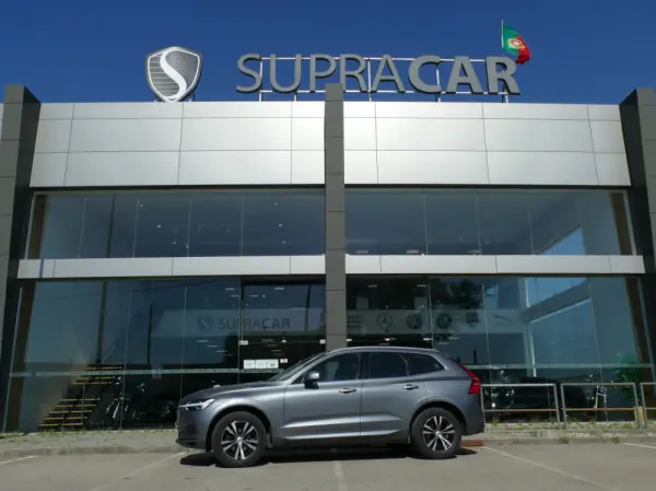 Volvo XC 60 2.0 D4 Momentum Geartronic 42