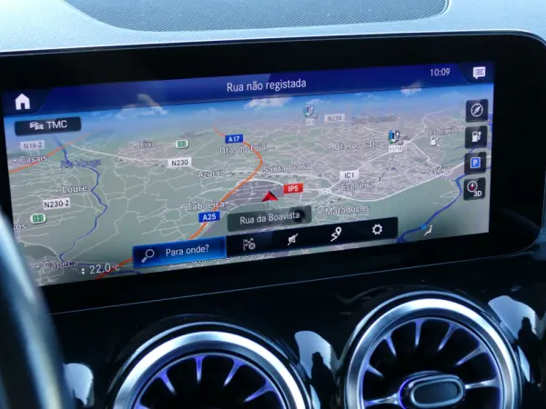 Mercedes-Benz EQB 300 4Matic 22
