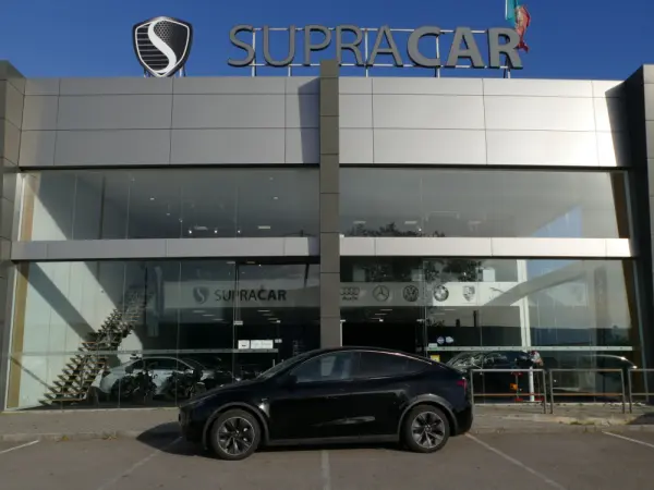 Tesla Model Y Standard 39