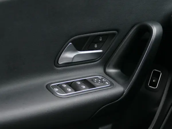 Mercedes-Benz A 250 e Style Plus 32