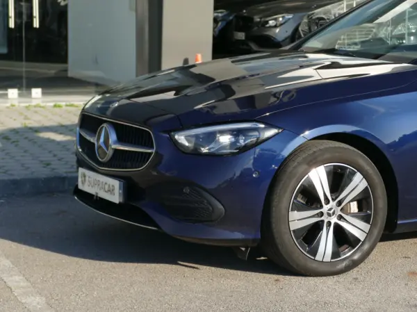 Mercedes-Benz C 300 e Avantgarde 3
