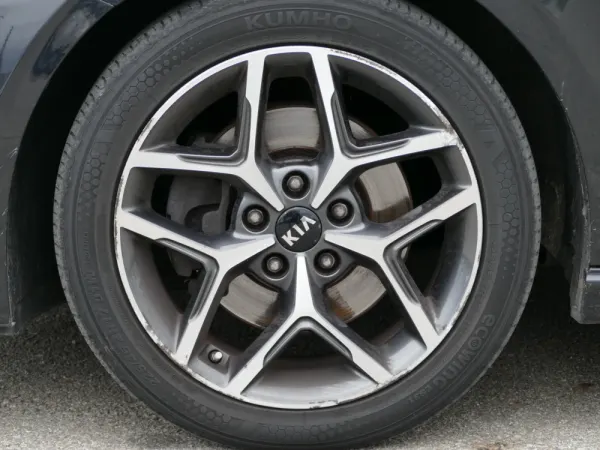 Kia Ceed 1.0 T-GDI GT Line 5