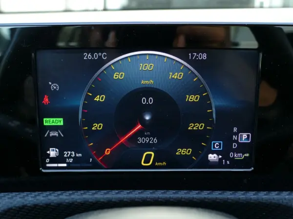Mercedes-Benz A 250 Limousine e Style Plus 17