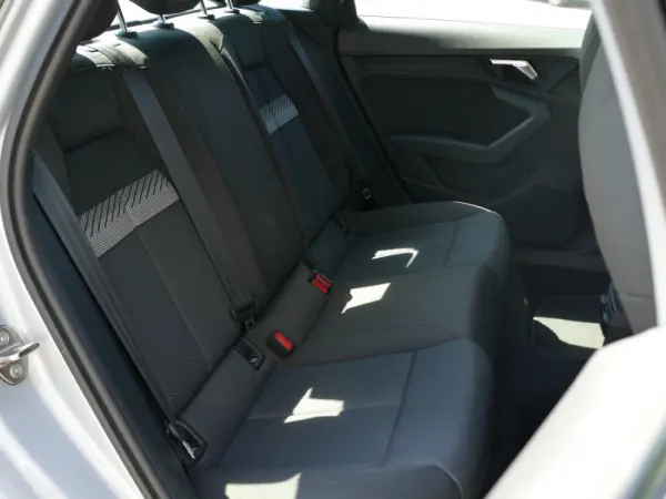 Audi A3 Limousine 30 TDI 32