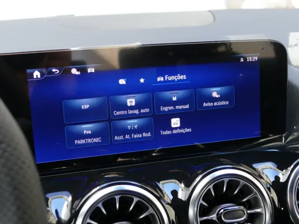 Mercedes-Benz GLA 250 e AMG Line 22