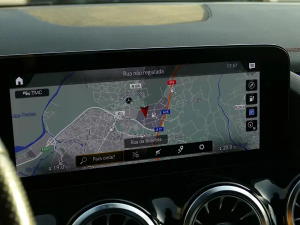 Mercedes-Benz EQA 250 AMG Line 22