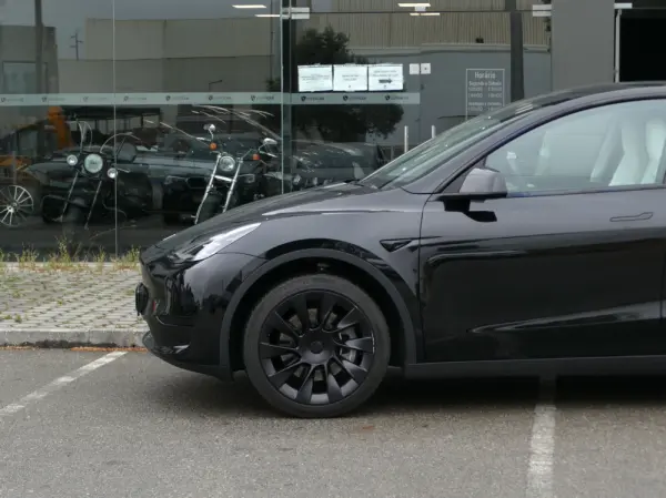 Tesla Model Y Tração Traseira 15