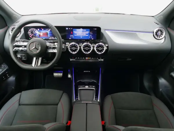 Mercedes-Benz GLA 250 e AMG Line 36