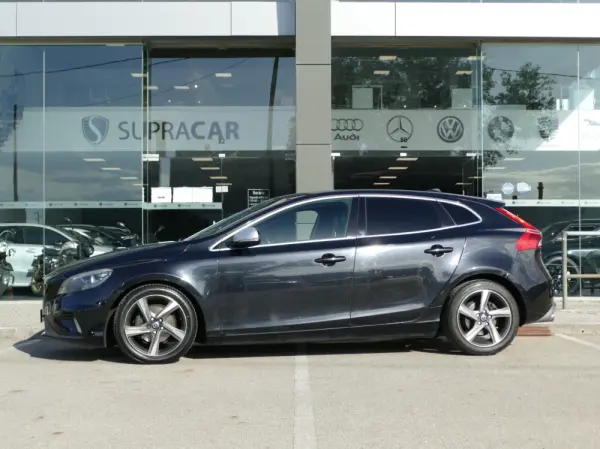 Volvo V40 1.6 D2 R-Design 18