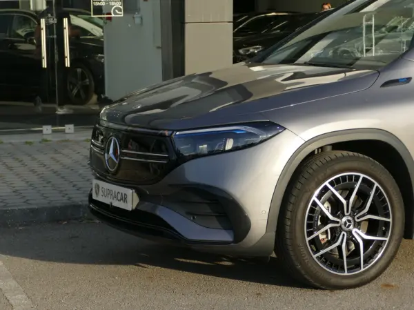 Mercedes-Benz EQA 250 AMG Line 3