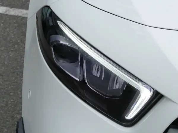 Mercedes-Benz A 35 AMG 4Matic 10