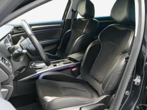 Renault Mégane Sport Tourer 1.5 dCi Bose Edition EDC 22