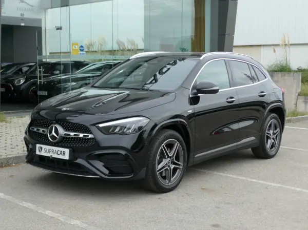 Mercedes-Benz GLA 250 e AMG Line 1