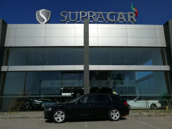 BMW 318 d Line Sport 43