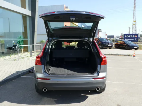 Volvo XC 60 2.0 D4 Momentum Geartronic 14