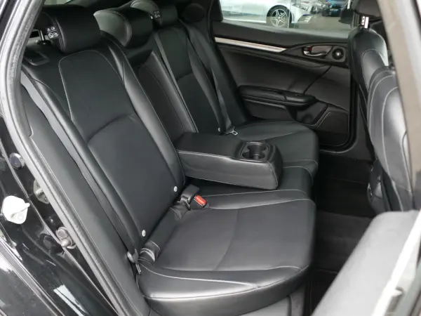 Honda Civic 1.6 i-DTEC Executive Premium 9AT 34
