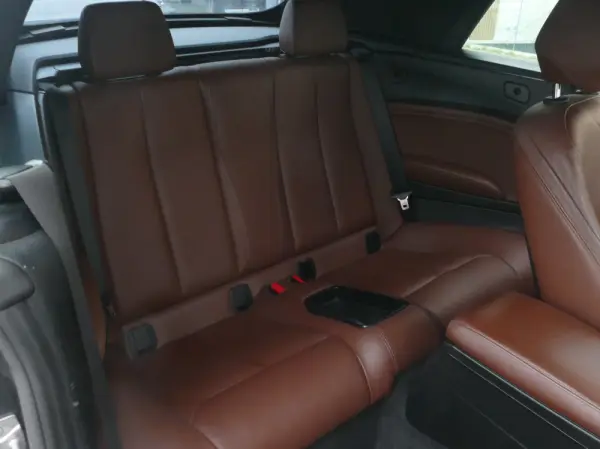 BMW 220 d Coupe Pack M Auto 28