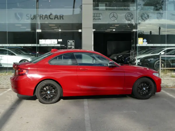 BMW 220 d Coupe Advantage Auto 36
