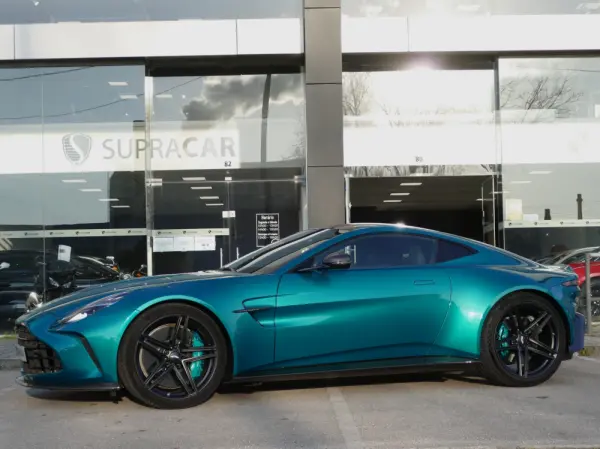 Aston Martin Vantage Coupe V8 55