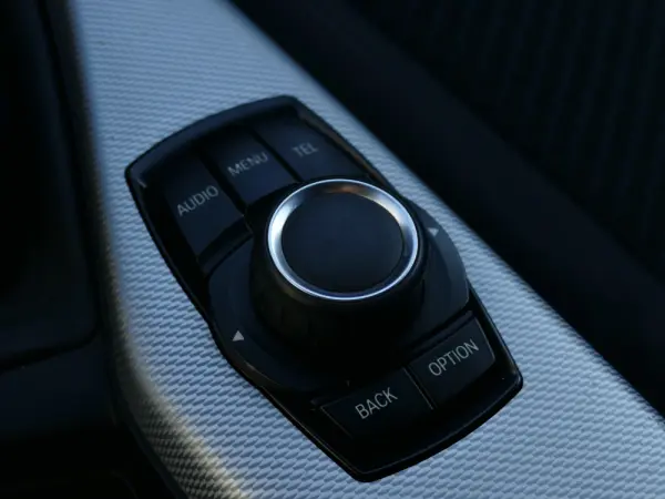 BMW 116 d Pack M Shadow 24