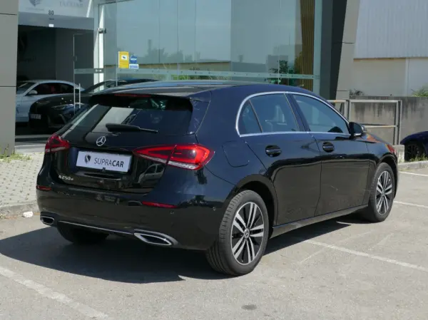 Mercedes-Benz A 250 e Progressive 4