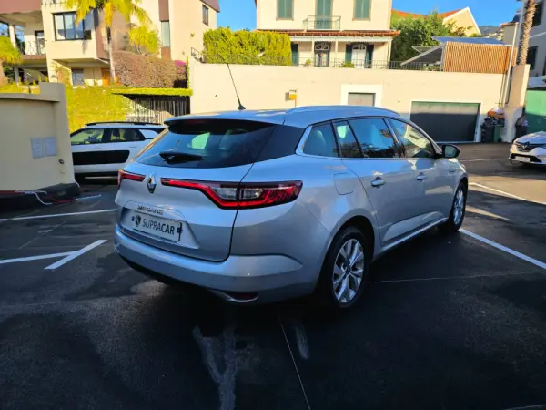 Renault Mégane Sport Tourer 1.3 TCe Limited 8