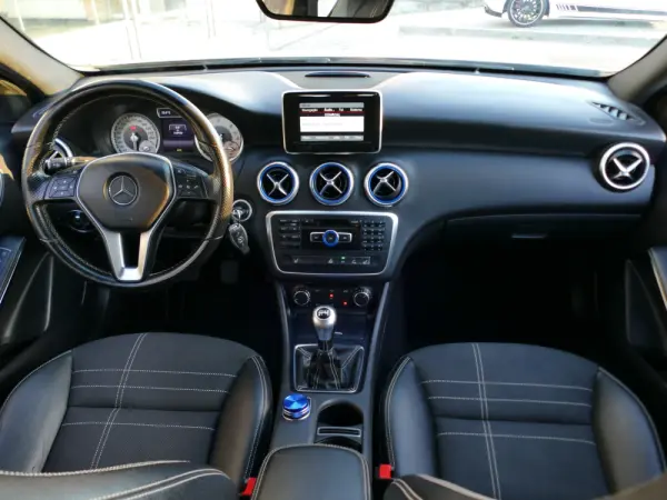 Mercedes-Benz A 180 CDI BlueEFFICIENCY Edition 36