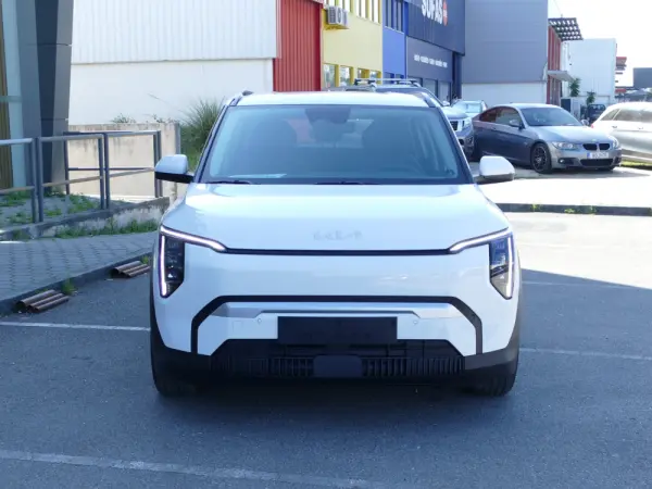 Kia EV3 58.3 kWh Drive 3