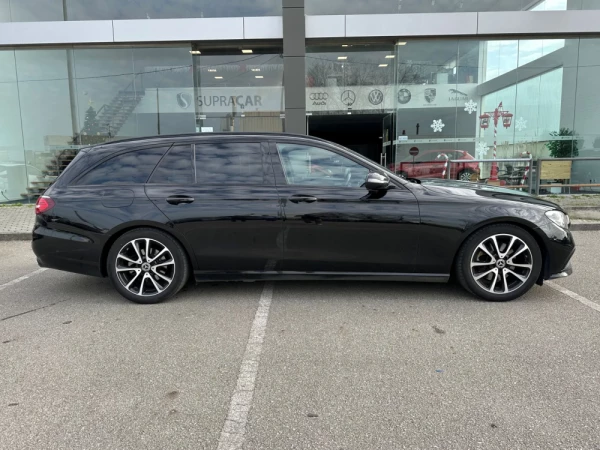 Mercedes-Benz E 220 d Avantgarde 4