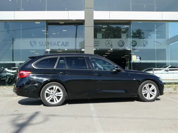 BMW 318 d Line Sport 17