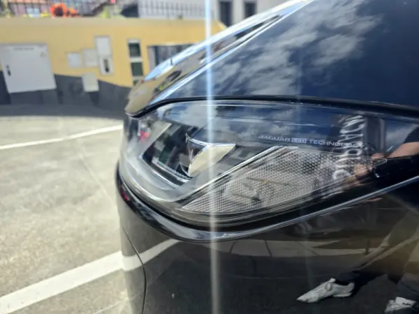 Jaguar I-Pace EV400 R-Dynamic SE AWD 10