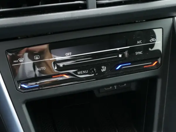 Volkswagen Taigo 1.0 TSI Urban 23