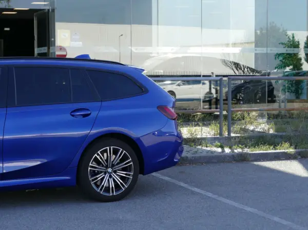 BMW 330 e Pack Desportivo M Auto 17