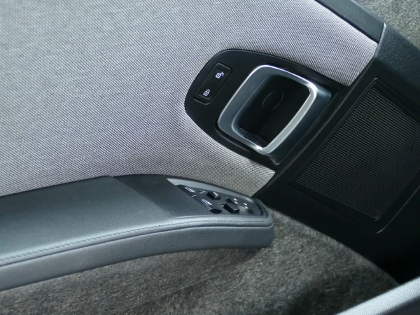 BMW i3 120Ah 27
