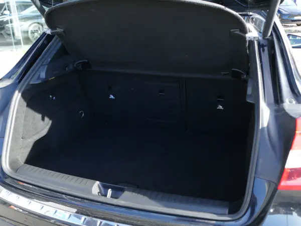 Mercedes-Benz GLA 180 d Style Aut. 13
