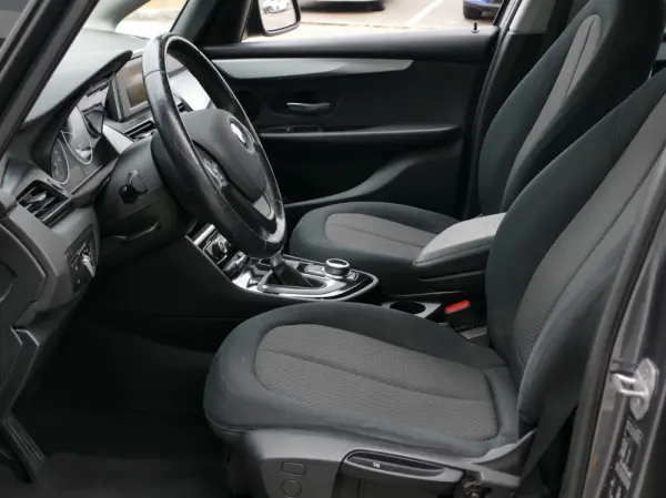 BMW 216 Active Tourer d Advantage Auto 27