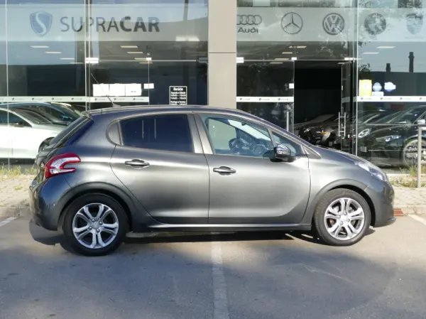 Peugeot 208 1.4 HDi Active 37