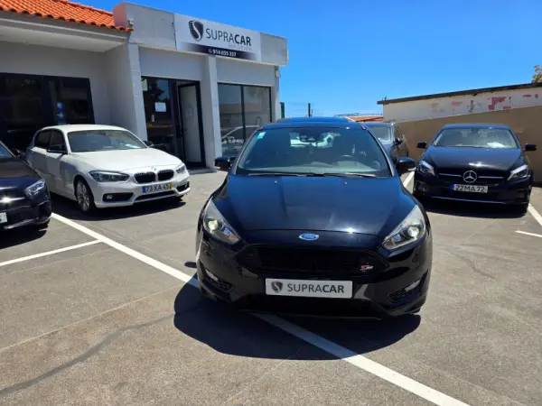 Ford Focus 2.0 TDCi ST-Line 2