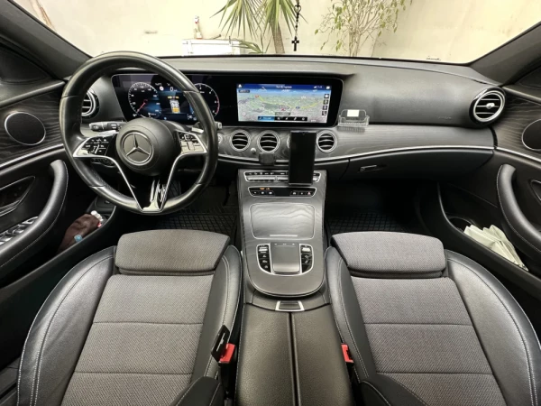 Mercedes-Benz E 220 d Avantgarde 16