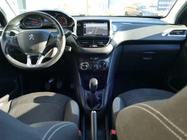 Peugeot 208 1.4 HDi Active 34