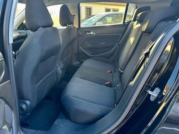 Peugeot 308 1.5 BlueHDi Style 14