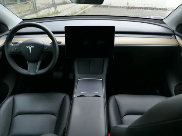 Tesla Model Y Long Range Tração Integral 38