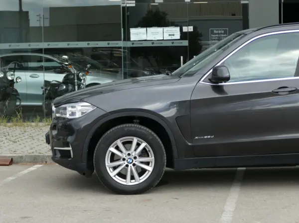 BMW X5 25 d xDrive 14