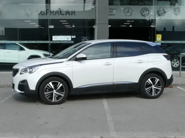 Peugeot 3008 1.6 Hybrid Allure Pack e-EAT8 14