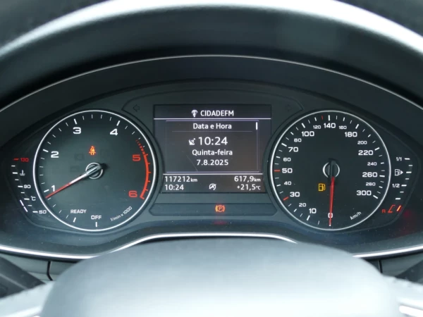 Audi A4 Avant 2.0 TDI Advance 16
