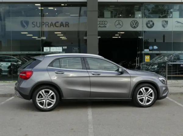 Mercedes-Benz GLA 180 CDi Urban 35