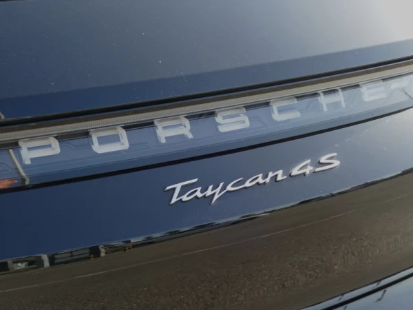 Porsche Taycan Sport Turismo 4S 13