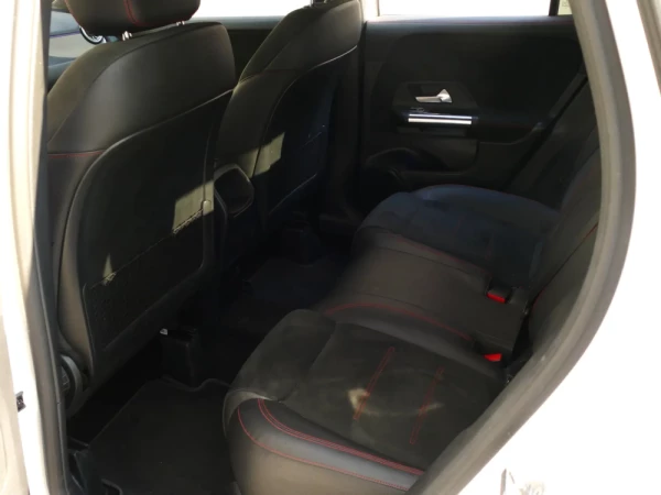 Mercedes-Benz GLA 250 e AMG Line 31